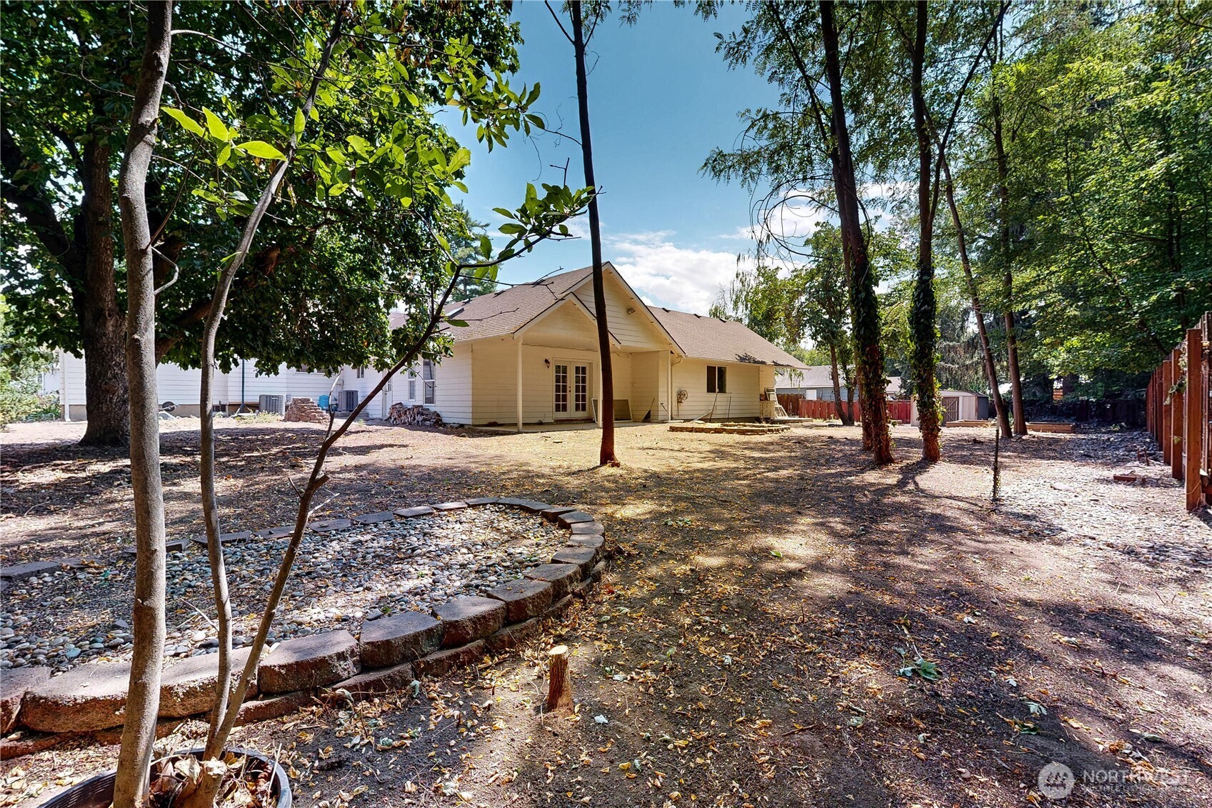 Walla Walla, Washington, 99362, United States, 3 Bedrooms Bedrooms, ,2 BathroomsBathrooms,Residential,For Sale,1907583
