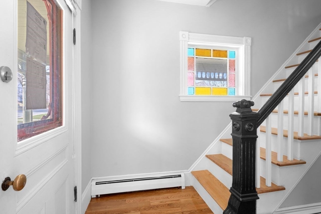 Abington, Massachusetts, 02351, United States, 4 Bedrooms Bedrooms, ,2 BathroomsBathrooms,Residential,For Sale,1758924