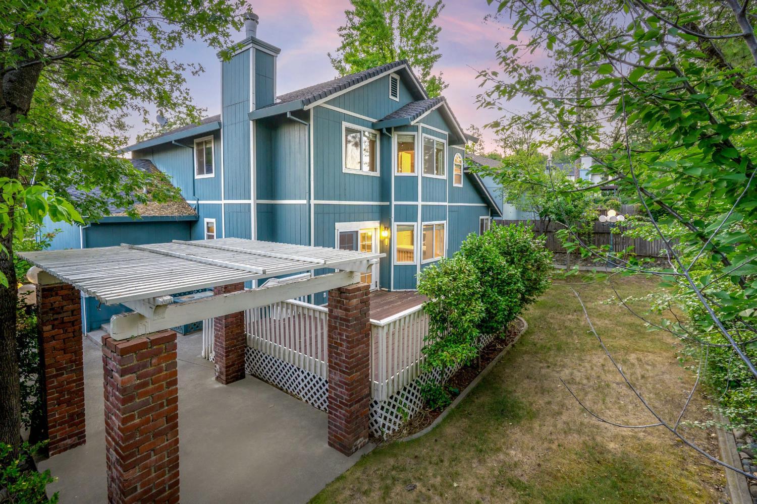Grass Valley, California, 95945, United States, 3 Bedrooms Bedrooms, ,3 BathroomsBathrooms,Residential,For Sale,1924328
