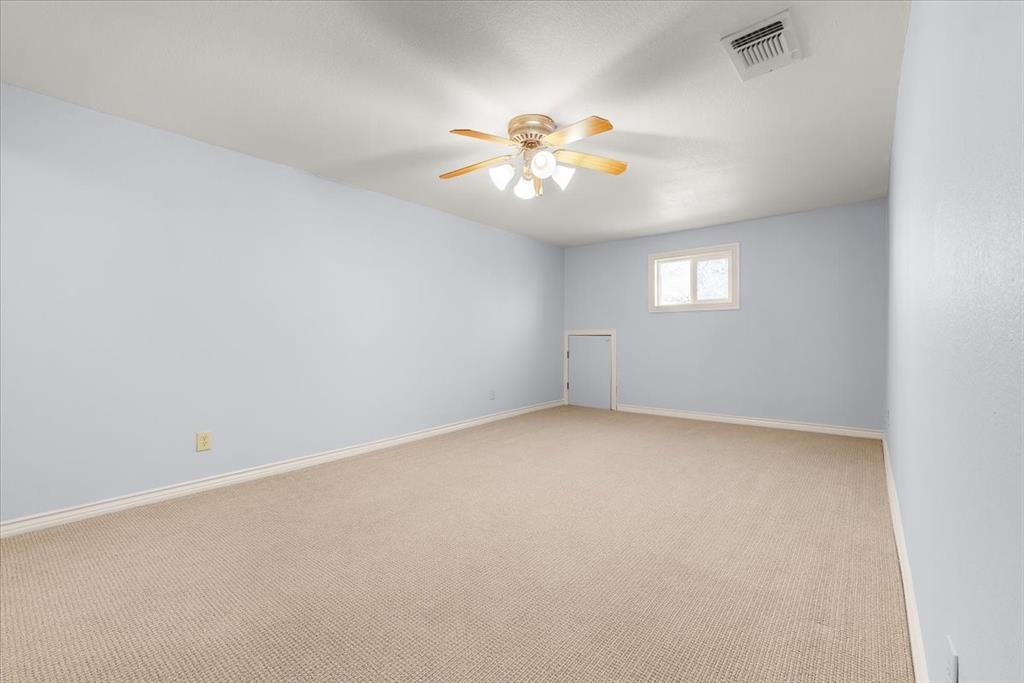 8248 Meadowbrook Drive, Fort Worth, Texas, 76120, United States, 5 Bedrooms Bedrooms, ,6 BathroomsBathrooms,Residential,For Sale,8248 Meadowbrook Drive,1666284