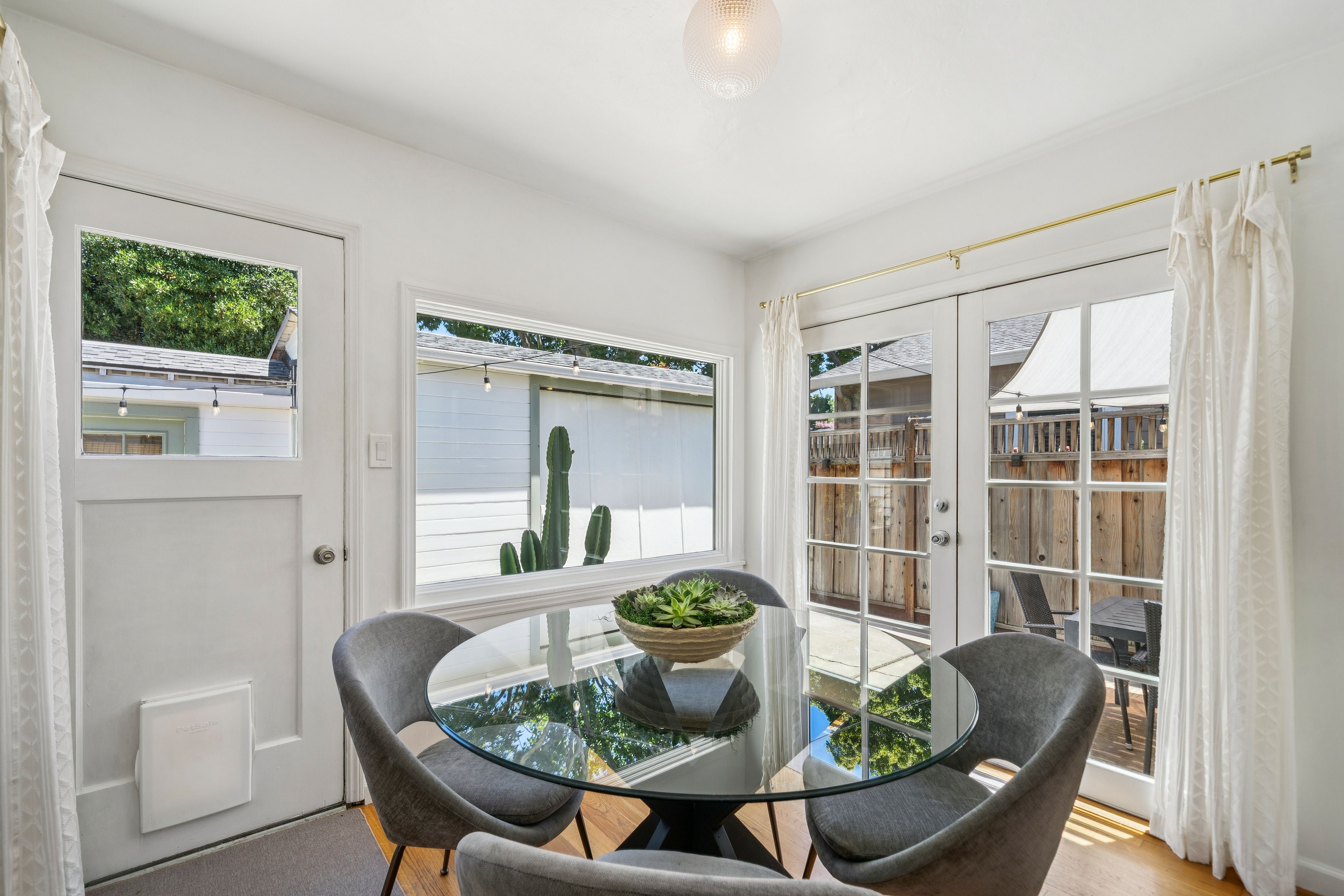  A Storybook Bungalow in the Heart of Silicon Valley - 物件實景