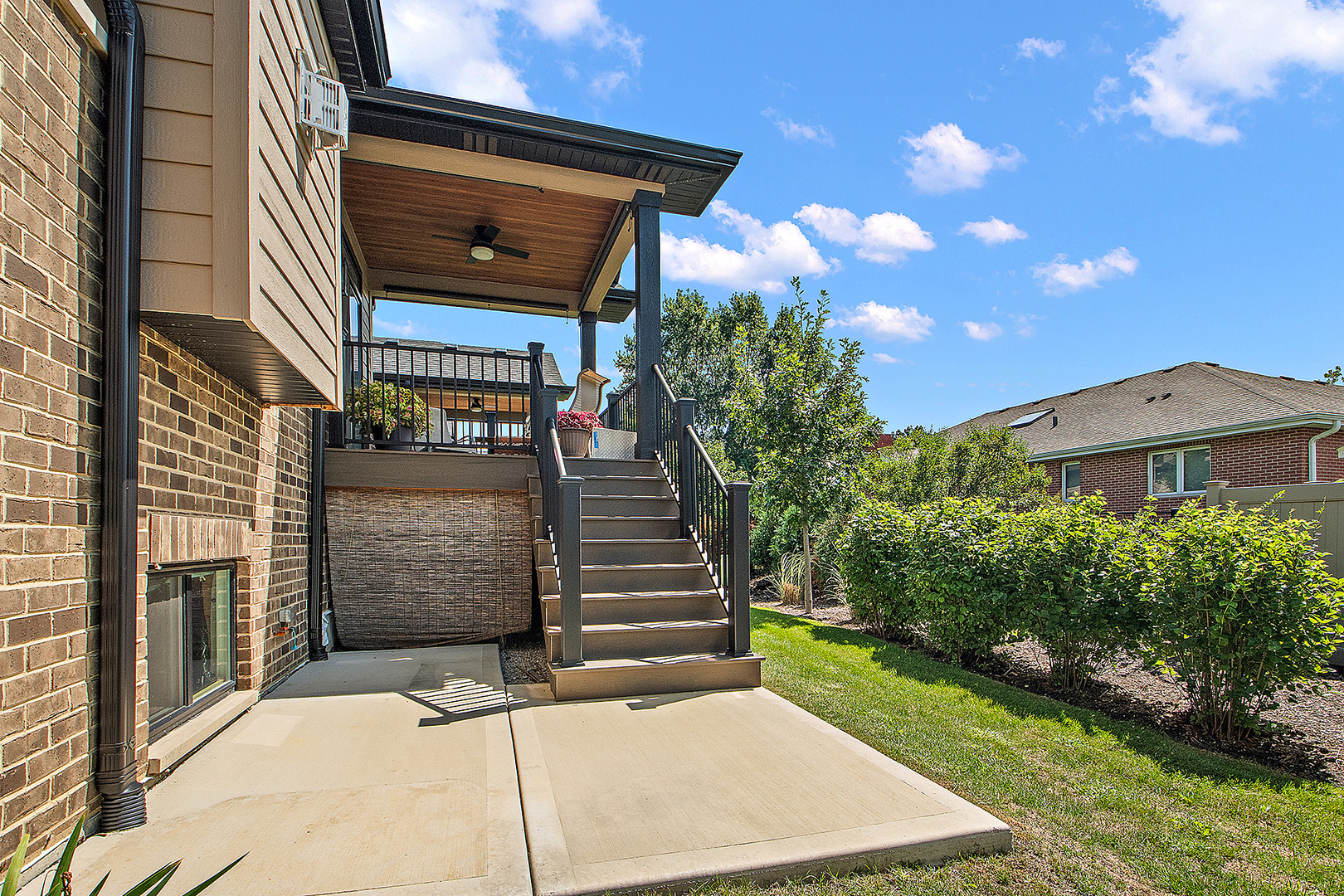 Lockport, Illinois, 60441, United States, 2 Bedrooms Bedrooms, ,2 BathroomsBathrooms,Residential,For Sale,1923432