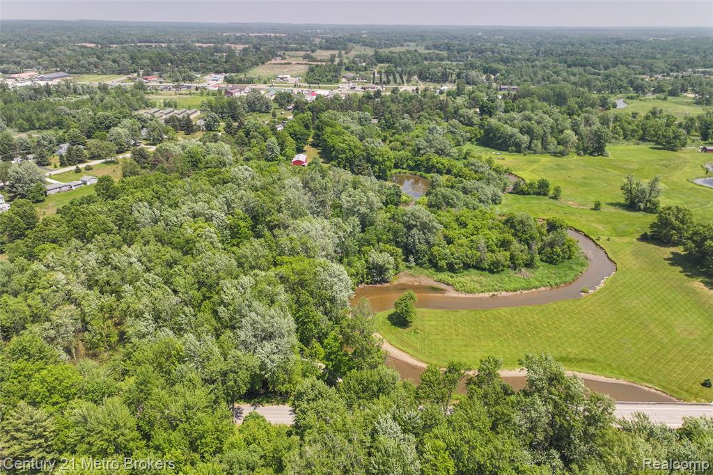 Lapeer, Michigan, 48446, United States, 4 Bedrooms Bedrooms, ,3 BathroomsBathrooms,Residential,For Sale,1982029