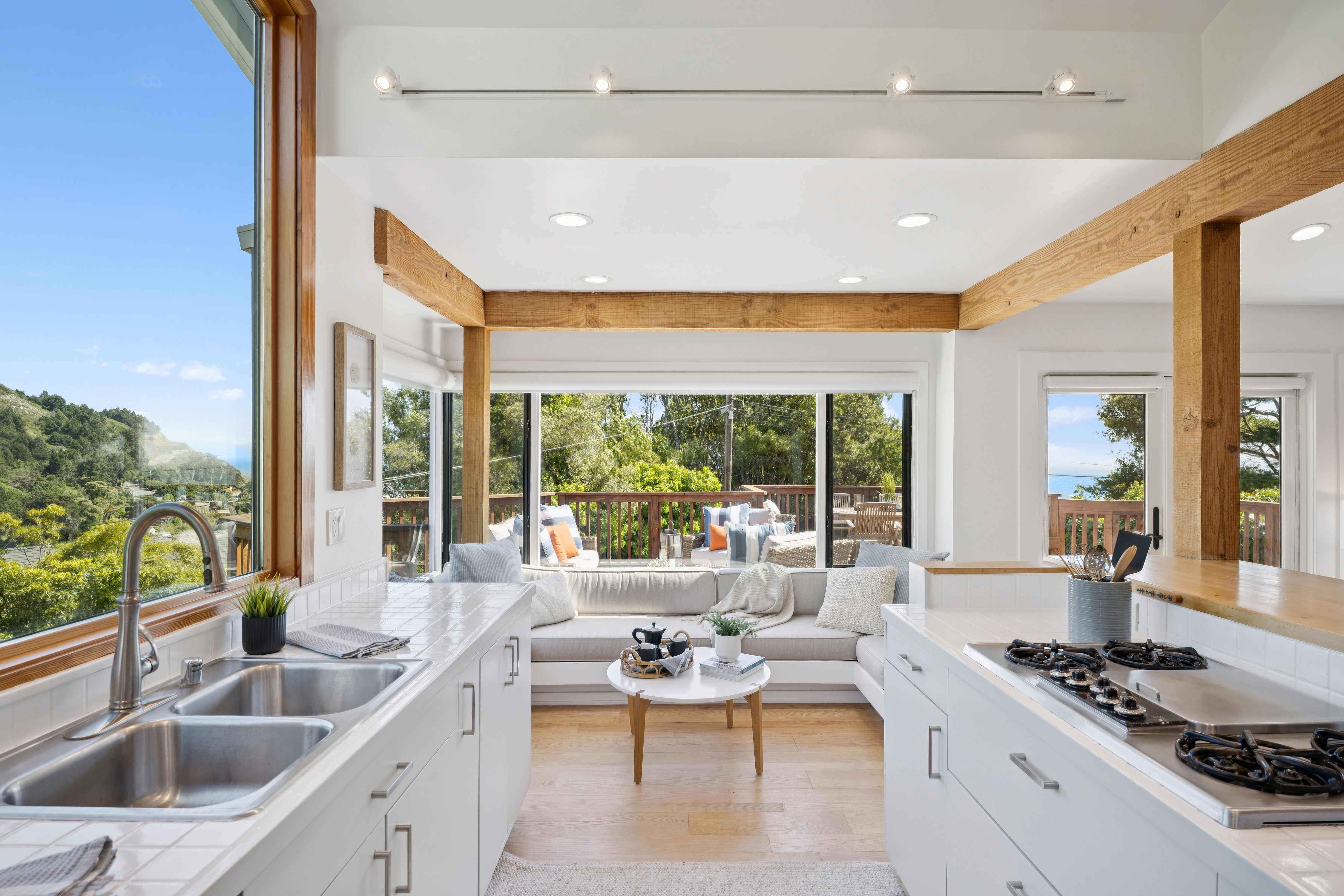  Thoughtfully Designed Coastal Craftsman - 物件實景
