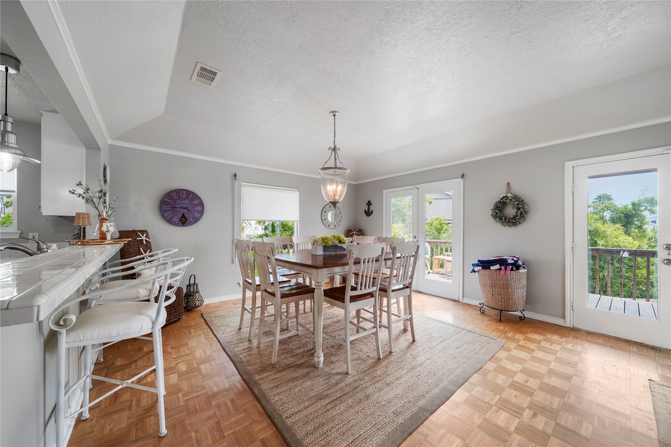 Jamaica Beach, Texas, 77554, United States, 3 Bedrooms Bedrooms, ,4 BathroomsBathrooms,Residential,For Sale,1932424