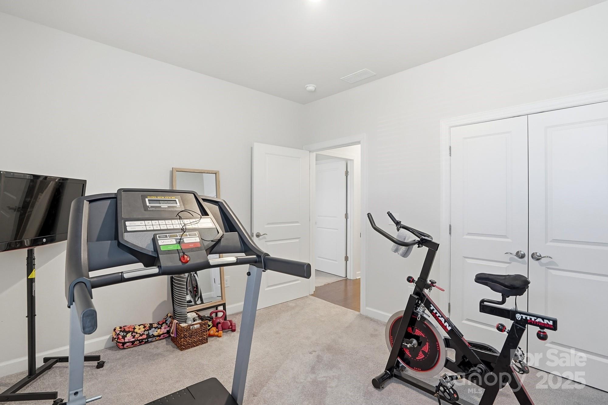 Huntersville, North Carolina, 28078, United States, 4 Bedrooms Bedrooms, ,4 BathroomsBathrooms,Residential,For Sale,1992464