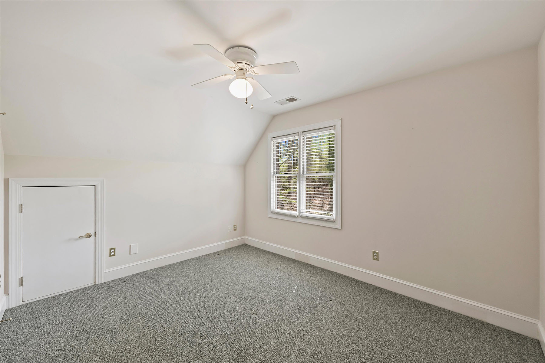  OAK HARBOR - 物件實景