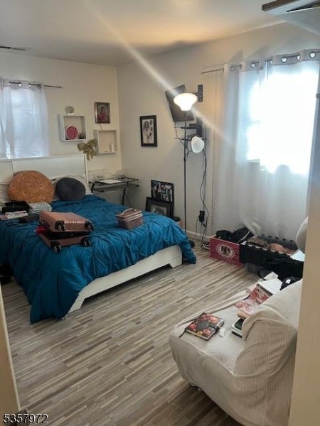 Clark Twp., New Jersey, 07066, United States, 4 Bedrooms Bedrooms, ,3 BathroomsBathrooms,Residential,For Sale,1980988