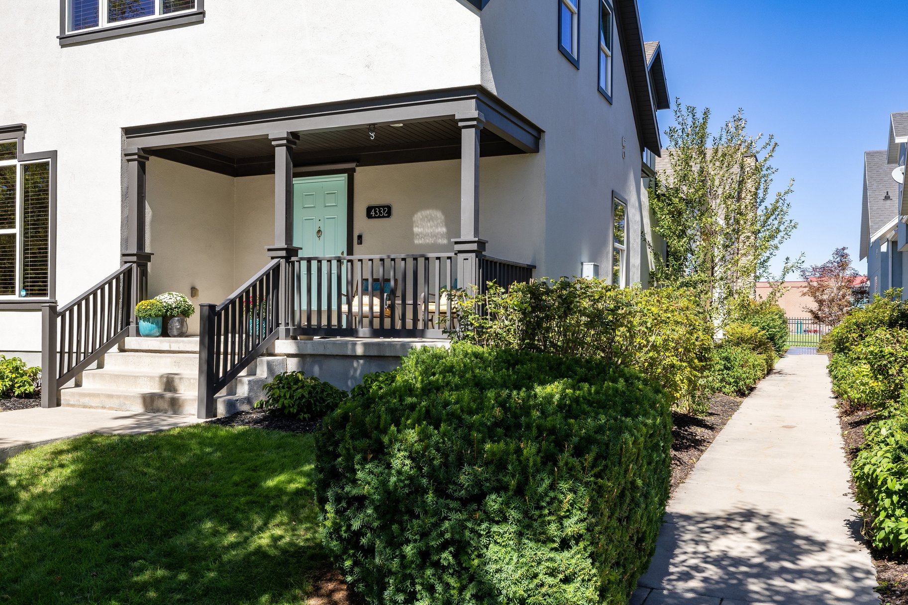 English Cottage Charm in the Heart of Eastlake Village - 物件實景