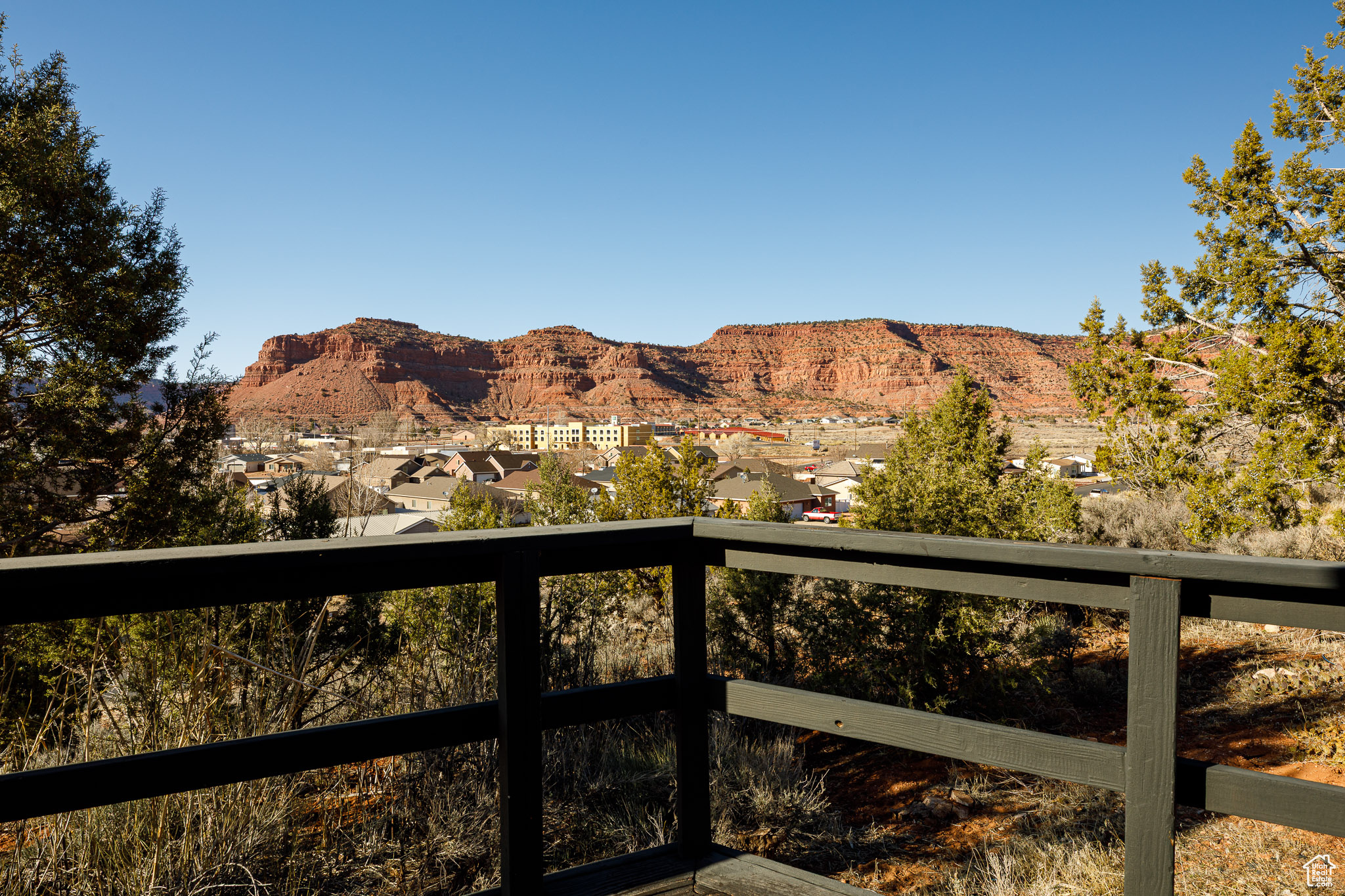 Kanab, Utah, 84741, United States, 3 Bedrooms Bedrooms, ,2 BathroomsBathrooms,Residential,For Sale,1856860