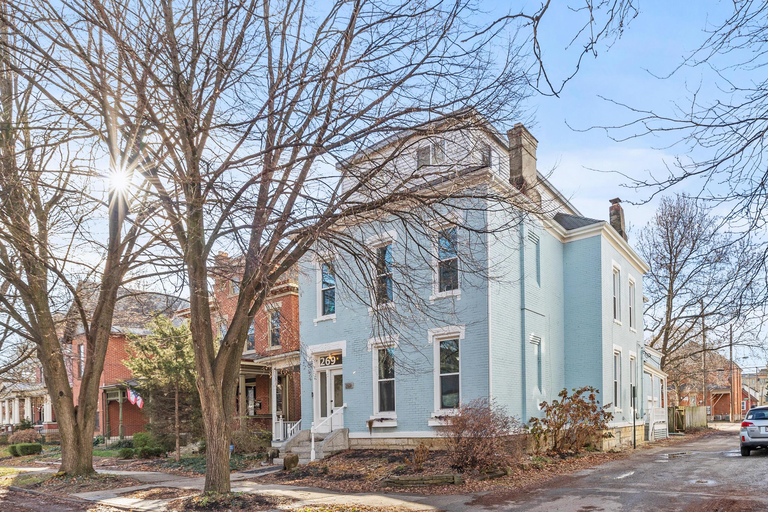 Columbus, Ohio, 43205, United States, 4 Bedrooms Bedrooms, ,4 BathroomsBathrooms,Residential,For Sale,2000888