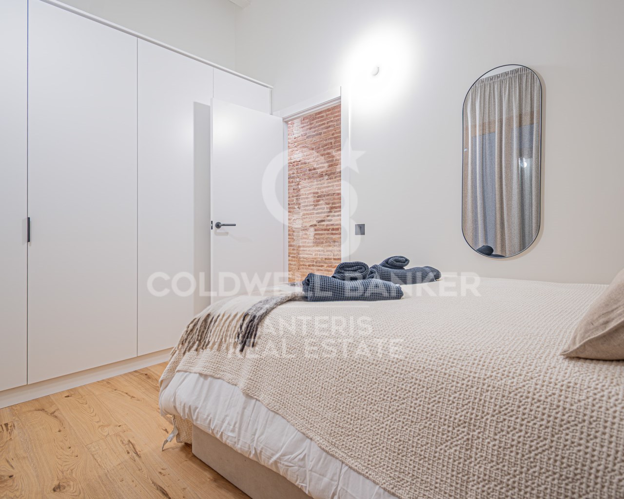Barcelona, Catalonia, ES, 3 Bedrooms Bedrooms, ,2 BathroomsBathrooms,Residential,For Sale,1826735