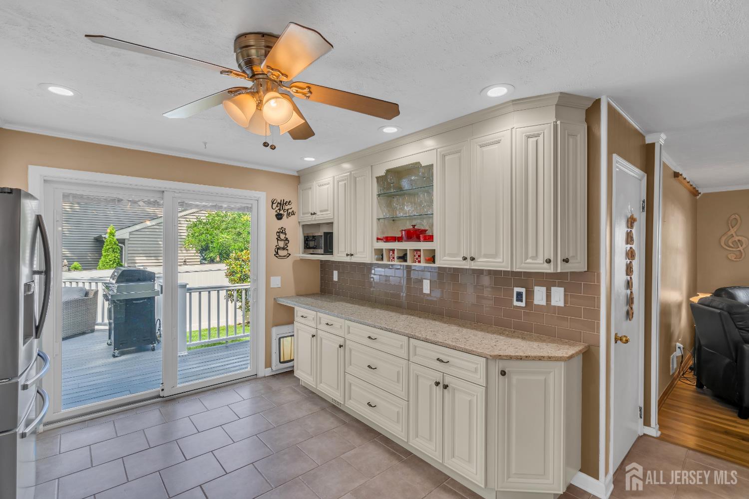 South Plainfield, New Jersey, 07080, United States, 3 Bedrooms Bedrooms, ,3 BathroomsBathrooms,Residential,For Sale,1939790