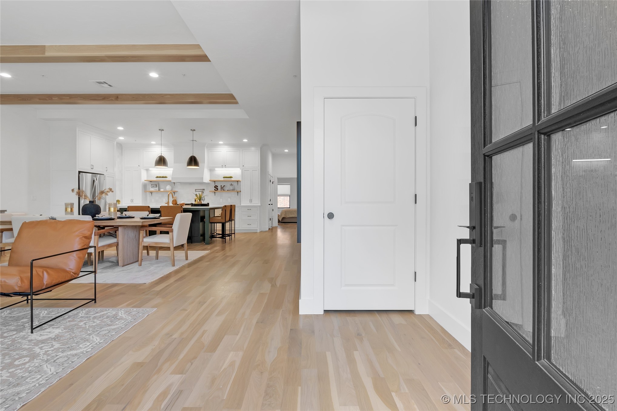 Tulsa, Oklahoma, 74120, United States, 3 Bedrooms Bedrooms, ,3 BathroomsBathrooms,Residential,For Sale,1989379