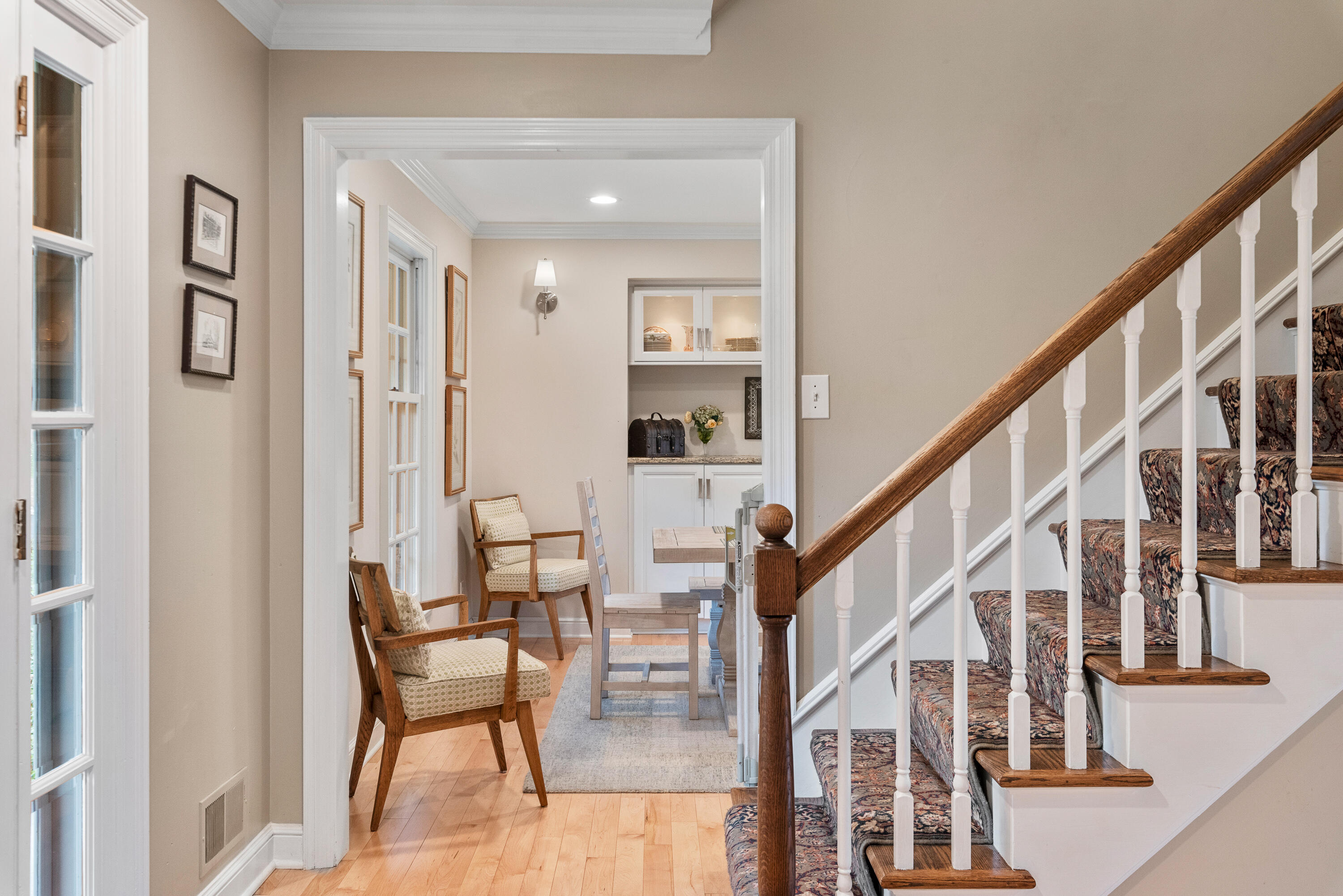 Mequon, Wisconsin, 53092, United States, 4 Bedrooms Bedrooms, ,3 BathroomsBathrooms,Residential,For Sale,1989588