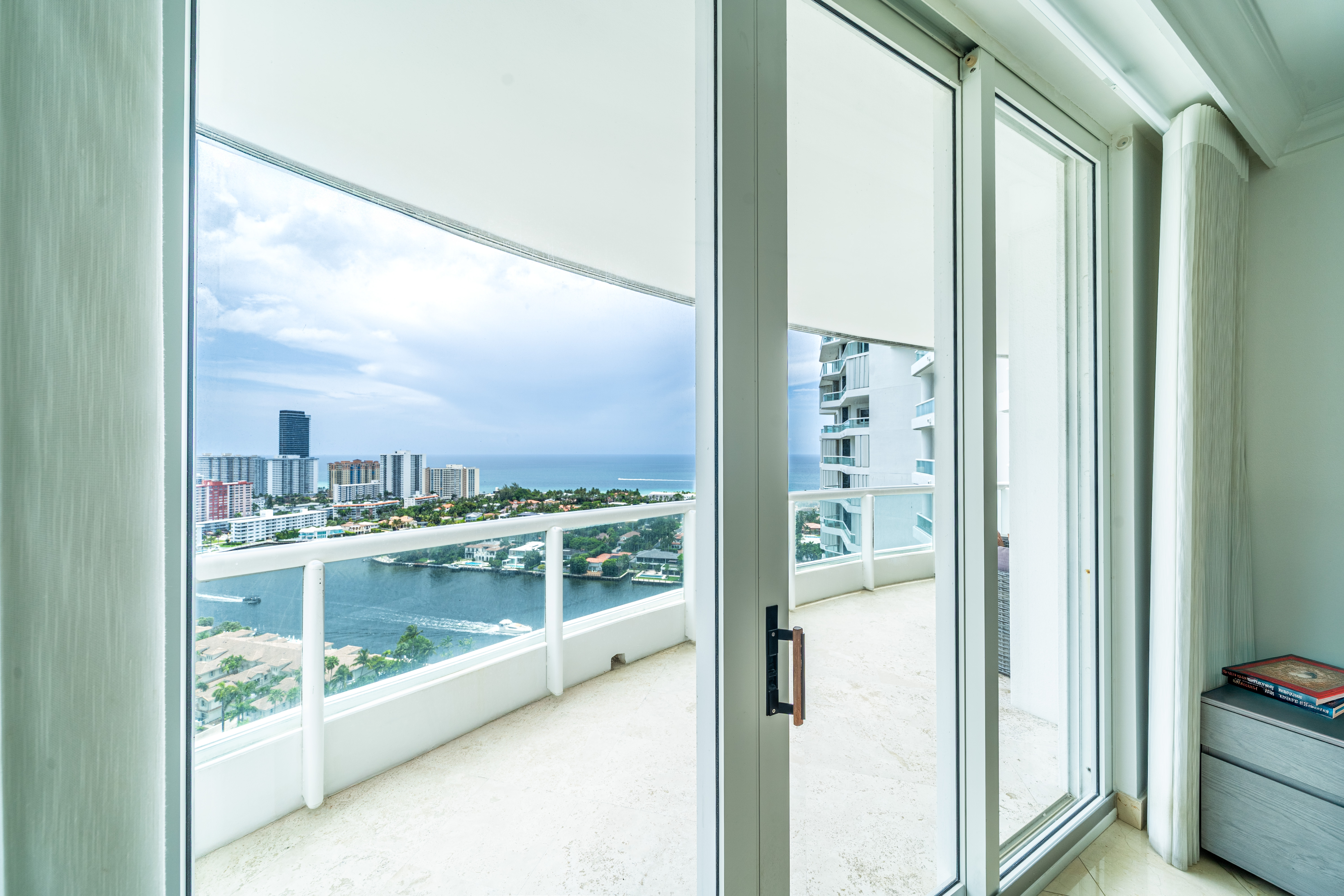  21050 Point Pl, Aventura, FL, 33180 - 物件實景