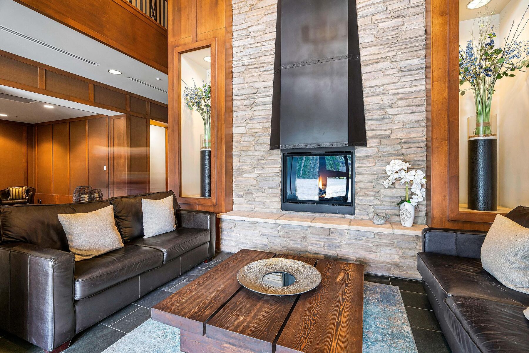  Stunning Bear Mountain Condo - 物件實景