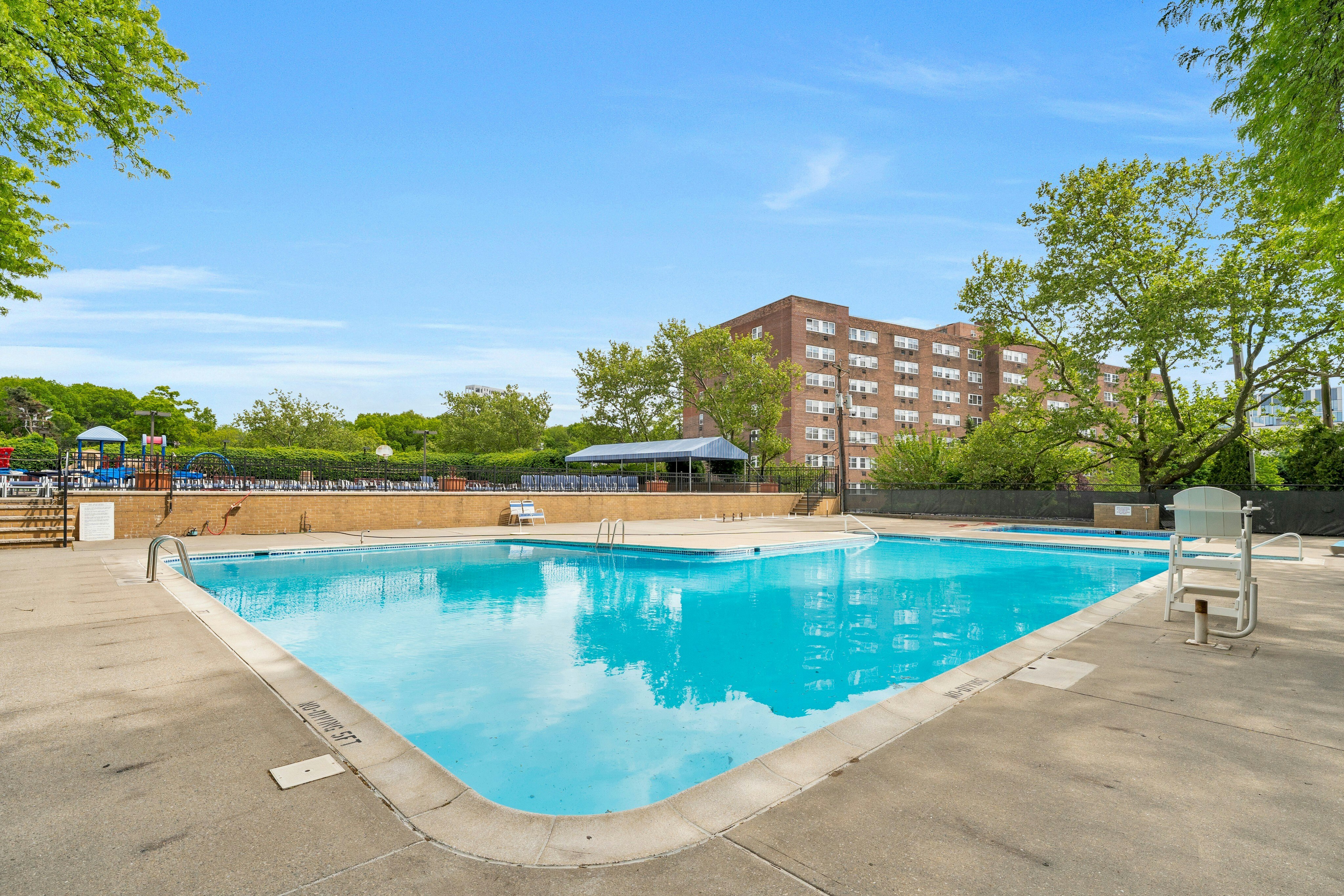  2200 North Central Road, Fort Lee, NJ 07024 - 物件實景