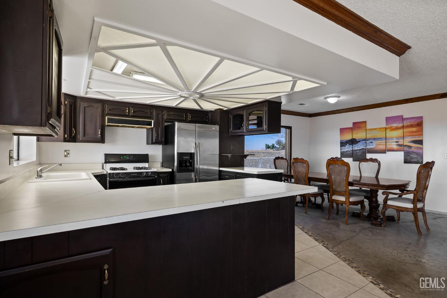 Mc Farland, California, 93250, United States, 3 Bedrooms Bedrooms, ,2 BathroomsBathrooms,Residential,For Sale,1994754