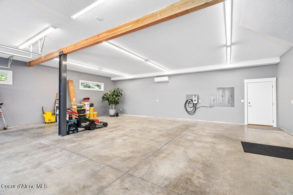 Sandpoint, Idaho, 83864, United States, 4 Bedrooms Bedrooms, ,3 BathroomsBathrooms,Residential,For Sale,1983378