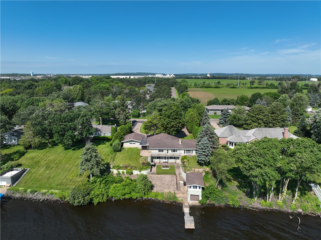 Chippewa Falls, Wisconsin, 54729, United States, 3 Bedrooms Bedrooms, ,3 BathroomsBathrooms,Residential,For Sale,1977760