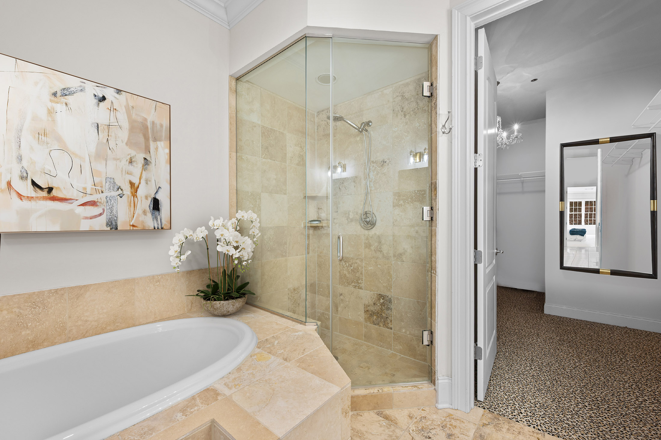  Showstopping Spacious Two Bedroom in the Exclusive Greystone at Vinings - 物件實景