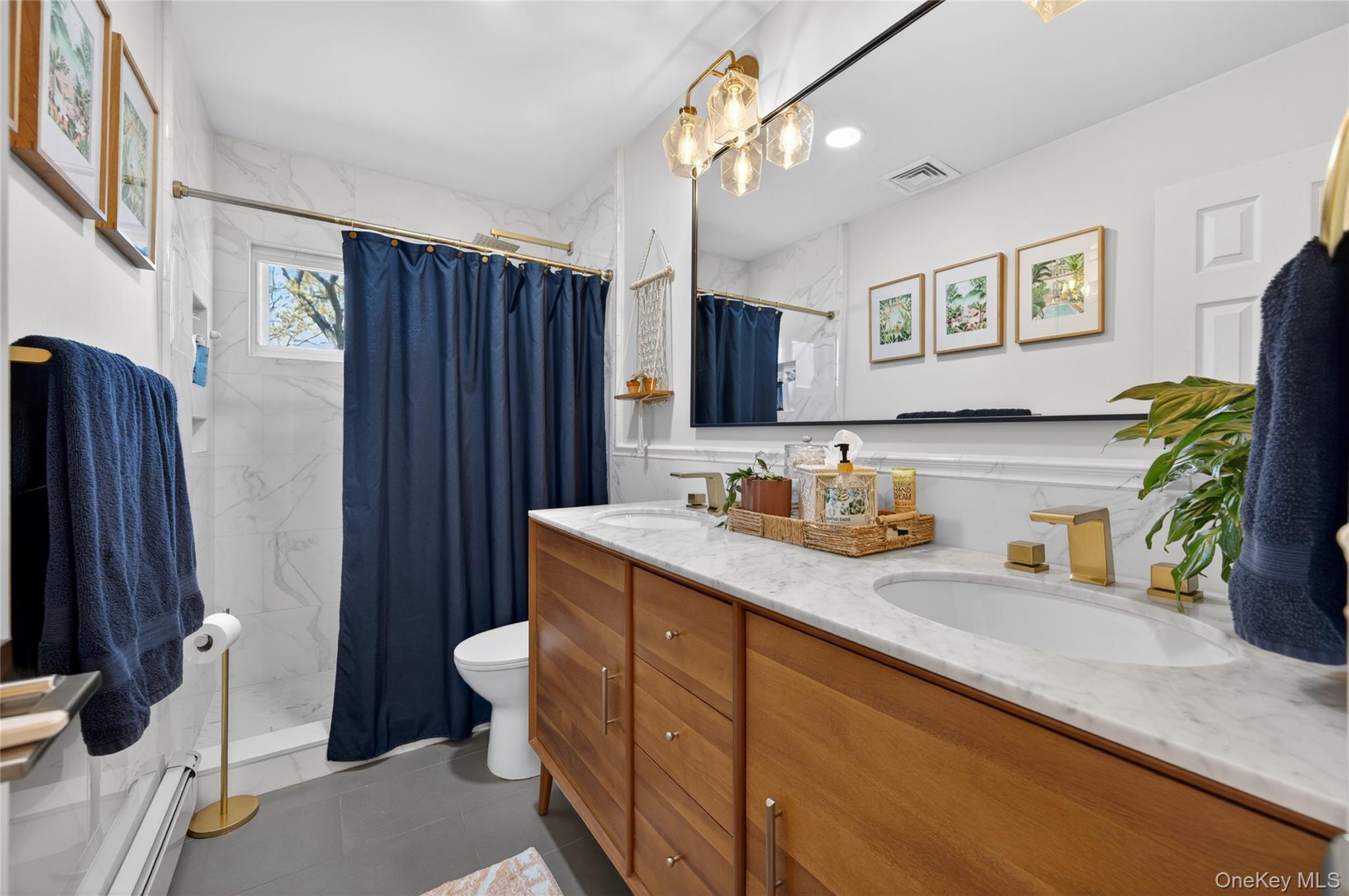  182 W 21st Street, Deer Park, NY, 11729 - 物件實景