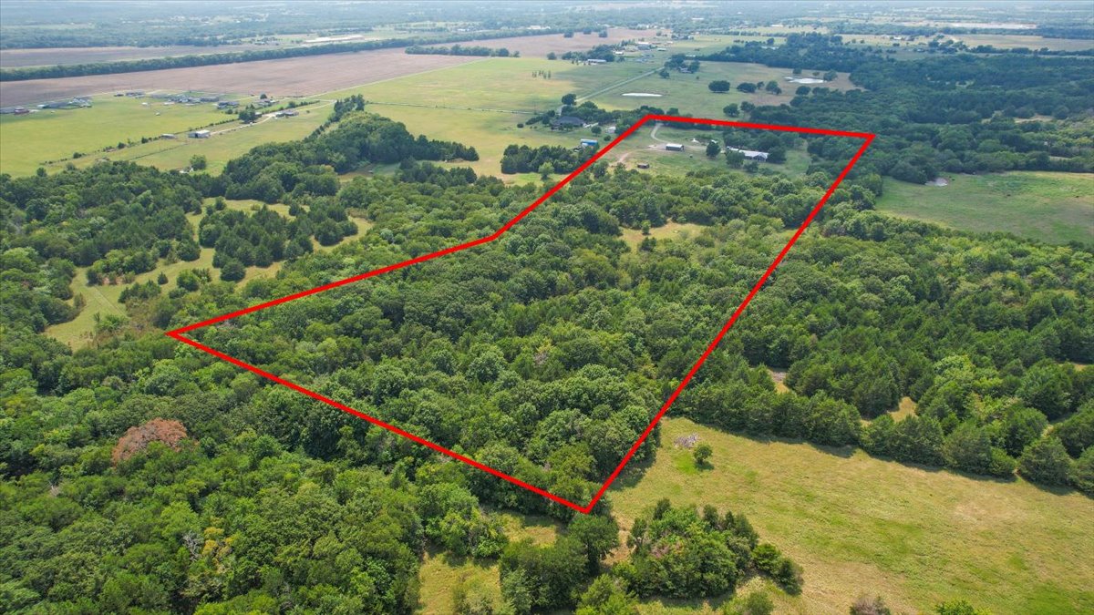 Savoy, Texas, 75479, United States, 3 Bedrooms Bedrooms, ,2 BathroomsBathrooms,Residential,For Sale,1979874