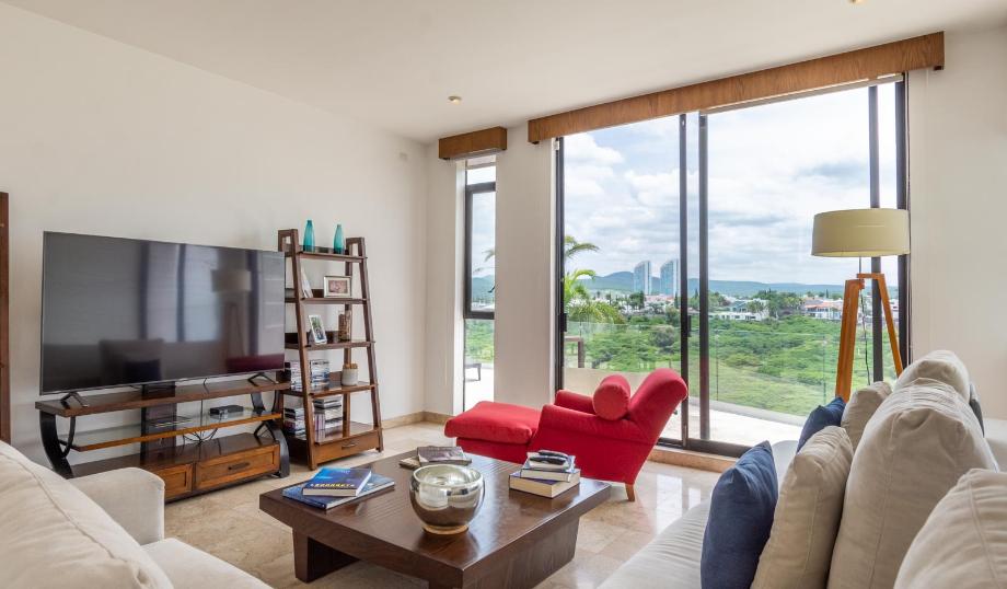 Querétaro, Querétaro, 76230, Mexico, 3 Bedrooms Bedrooms, ,4 BathroomsBathrooms,Residential,For Sale,1940235