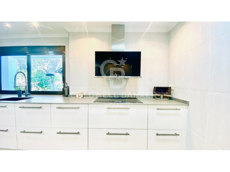 Alicante, l'Alf?s del Pi, Alfaz del Pi Pueblo-Urb, l'Alfàs del Pi, Comunidad Valenciana, 03580, ES, 7 Bedrooms Bedrooms, ,4 BathroomsBathrooms,Residential,For Sale,Alicante, l'Alf?s del Pi, Alfaz del Pi Pueblo-Urb,1603001