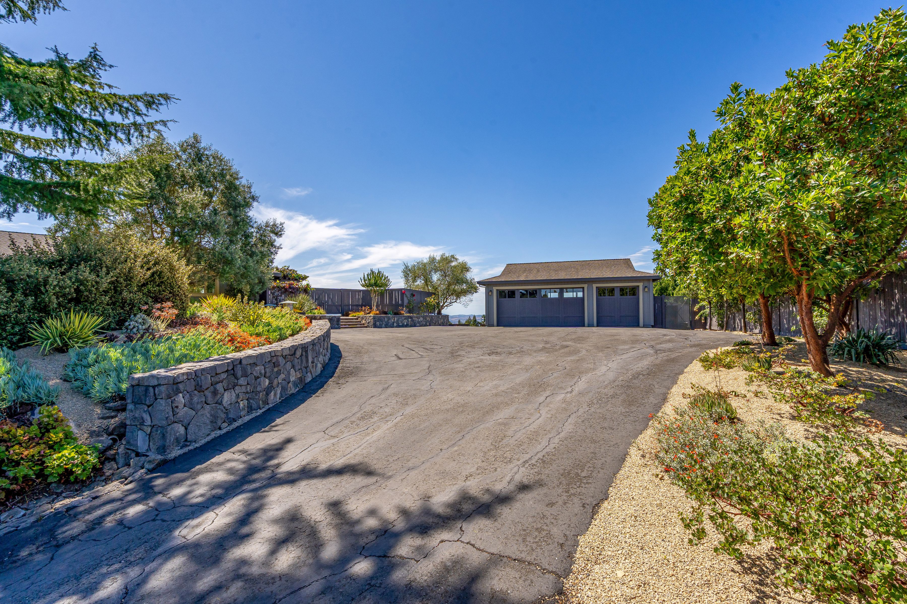  4737 Pressley Road - 物件實景