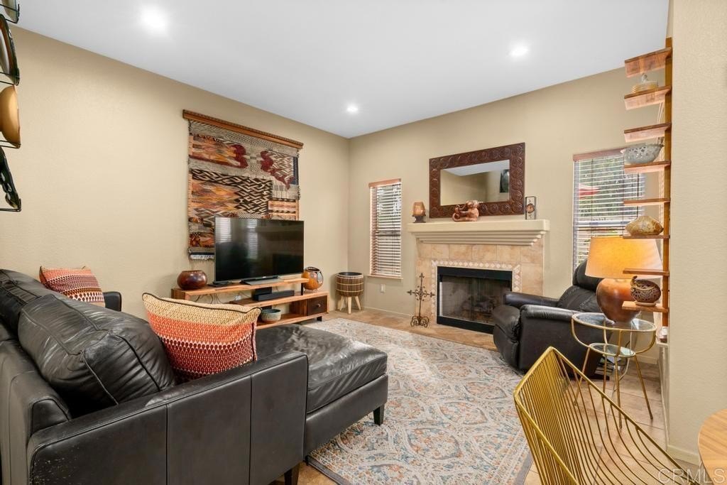 El Cajon, California, 92019, United States, 2 Bedrooms Bedrooms, ,2 BathroomsBathrooms,Residential,For Sale,1992945