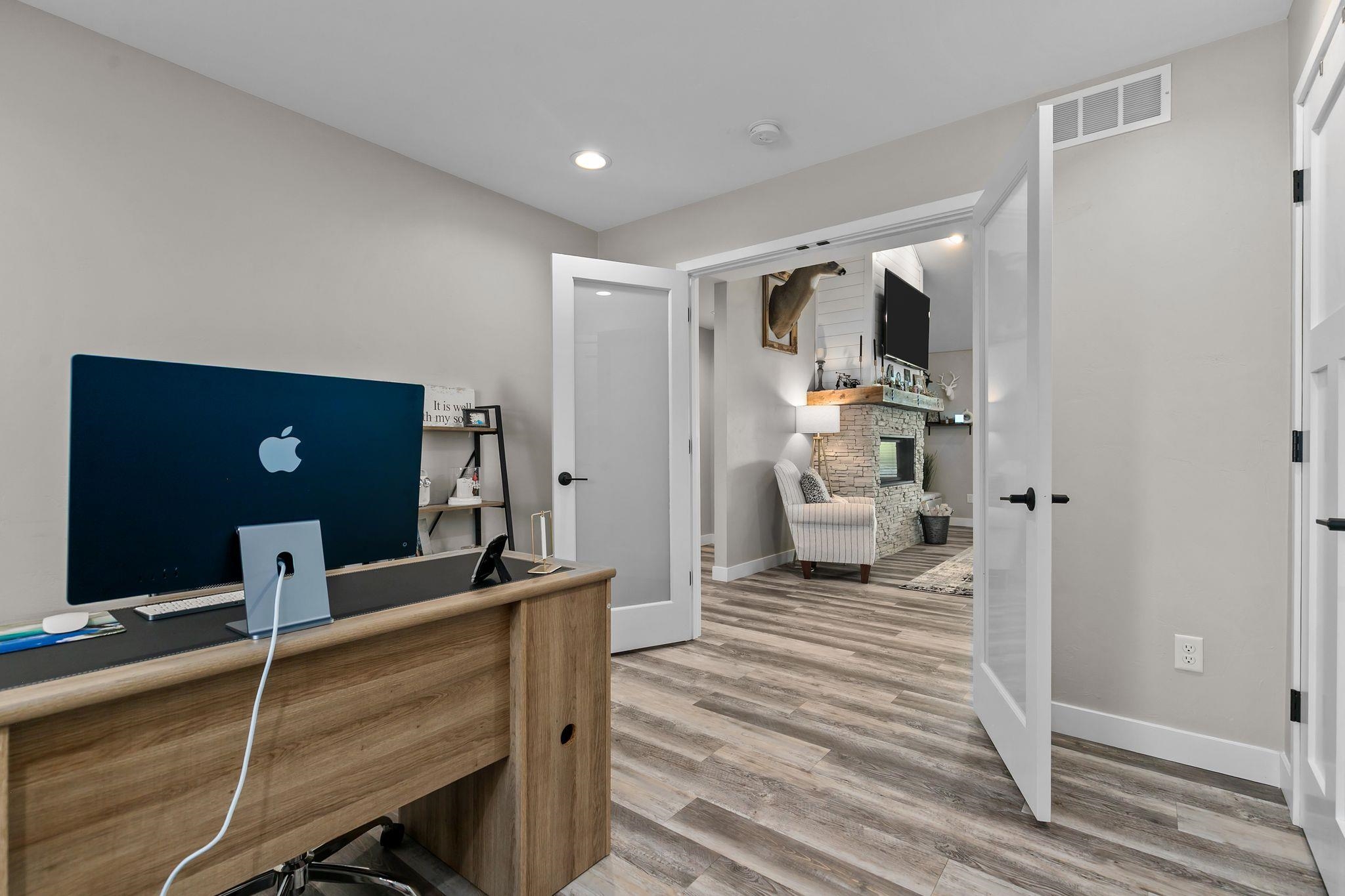 Sherwood, Wisconsin, 54169, United States, 4 Bedrooms Bedrooms, ,4 BathroomsBathrooms,Residential,For Sale,1977461