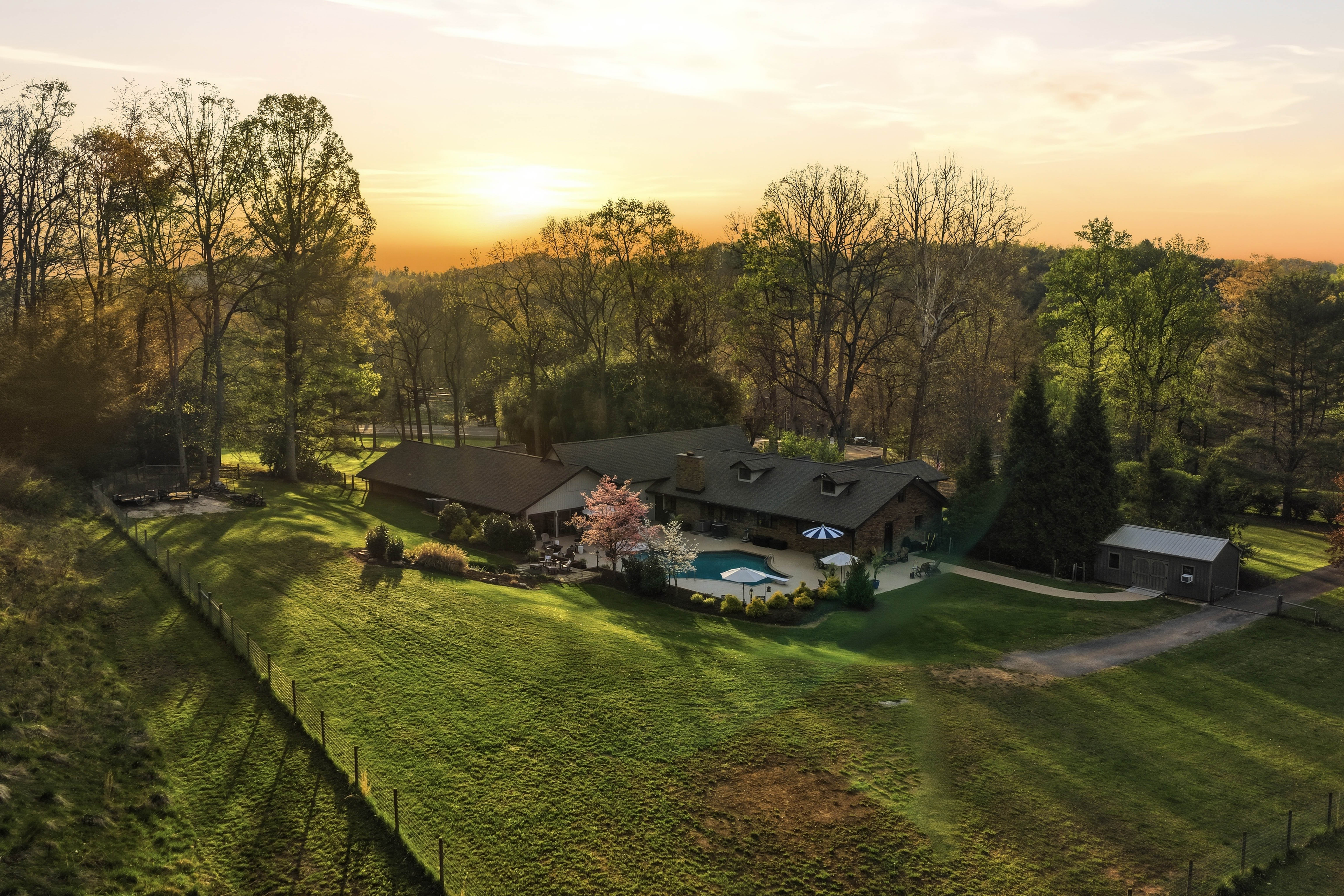  4953 Weaver Pike, Bluff City, TN 37618 - 物件實景