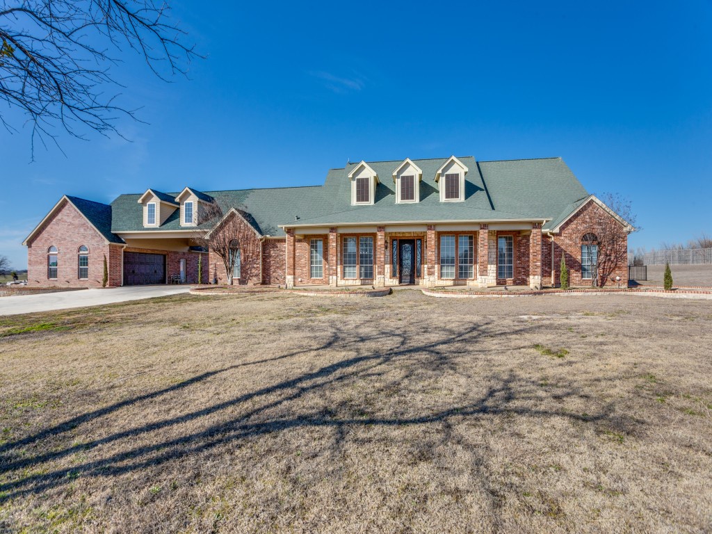 Fort Worth, Texas, 76179, United States, 5 Bedrooms Bedrooms, ,5 BathroomsBathrooms,Residential,For Sale,1721664