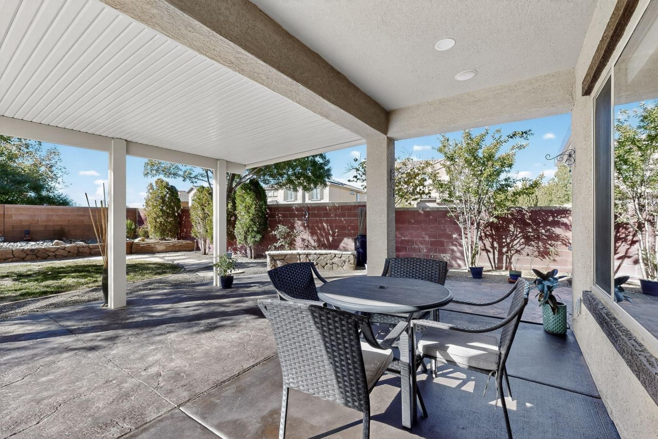 Rio Rancho, New Mexico, 87124, United States, 5 Bedrooms Bedrooms, ,3 BathroomsBathrooms,Residential,For Sale,1991836