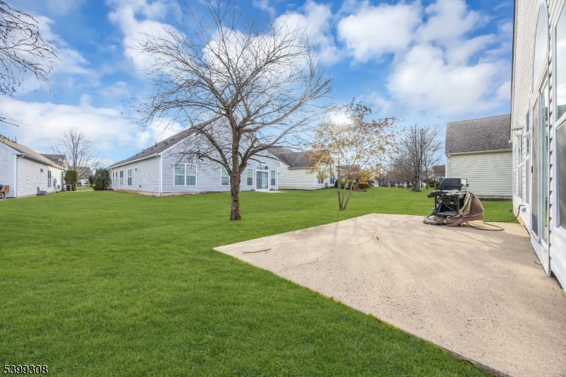 Franklin Twp., New Jersey, 08873, United States, 2 Bedrooms Bedrooms, ,2 BathroomsBathrooms,Residential,For Sale,2003337