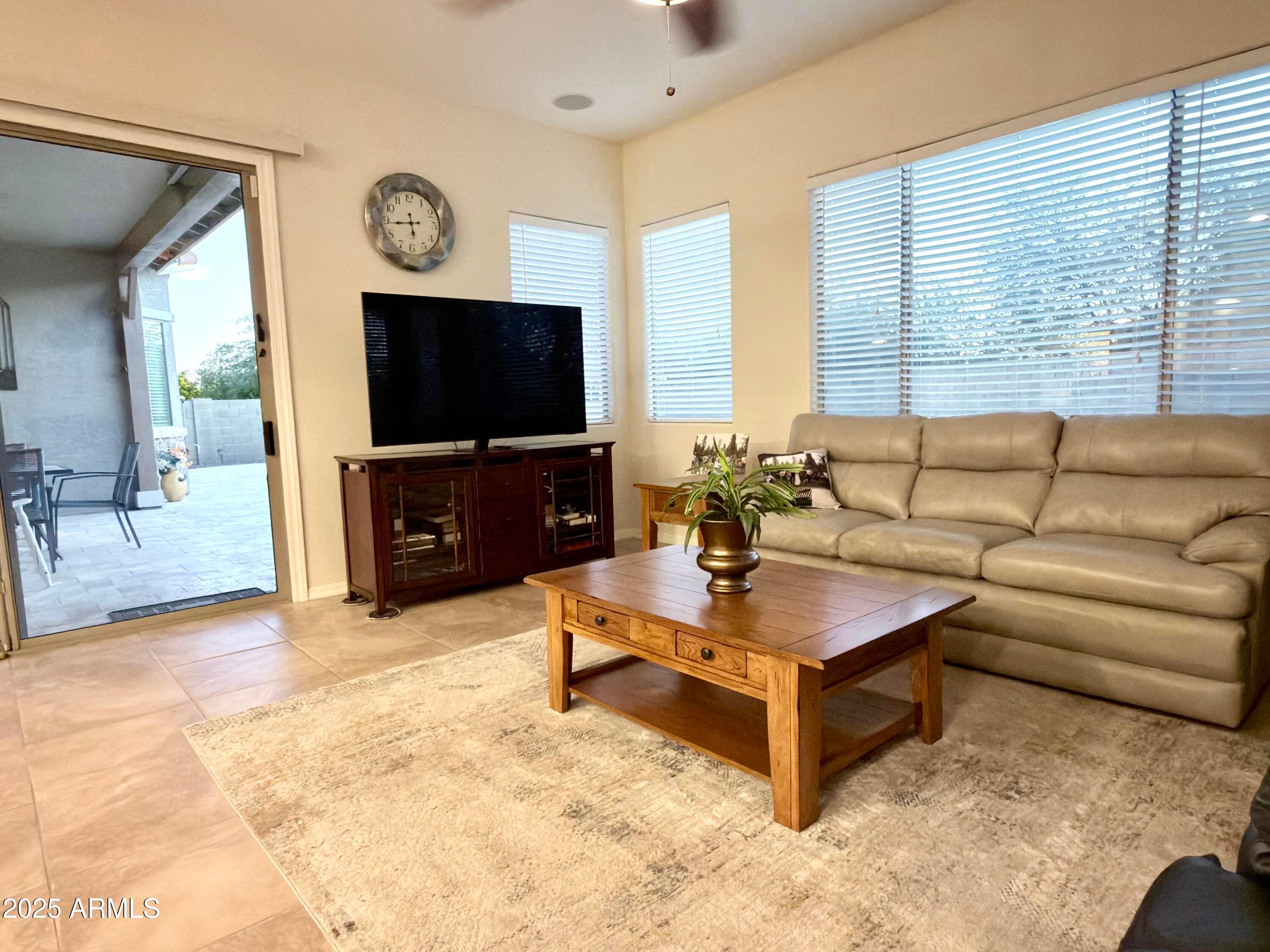 New River, Arizona, 85087, United States, 4 Bedrooms Bedrooms, ,2 BathroomsBathrooms,Residential,For Sale,1979585