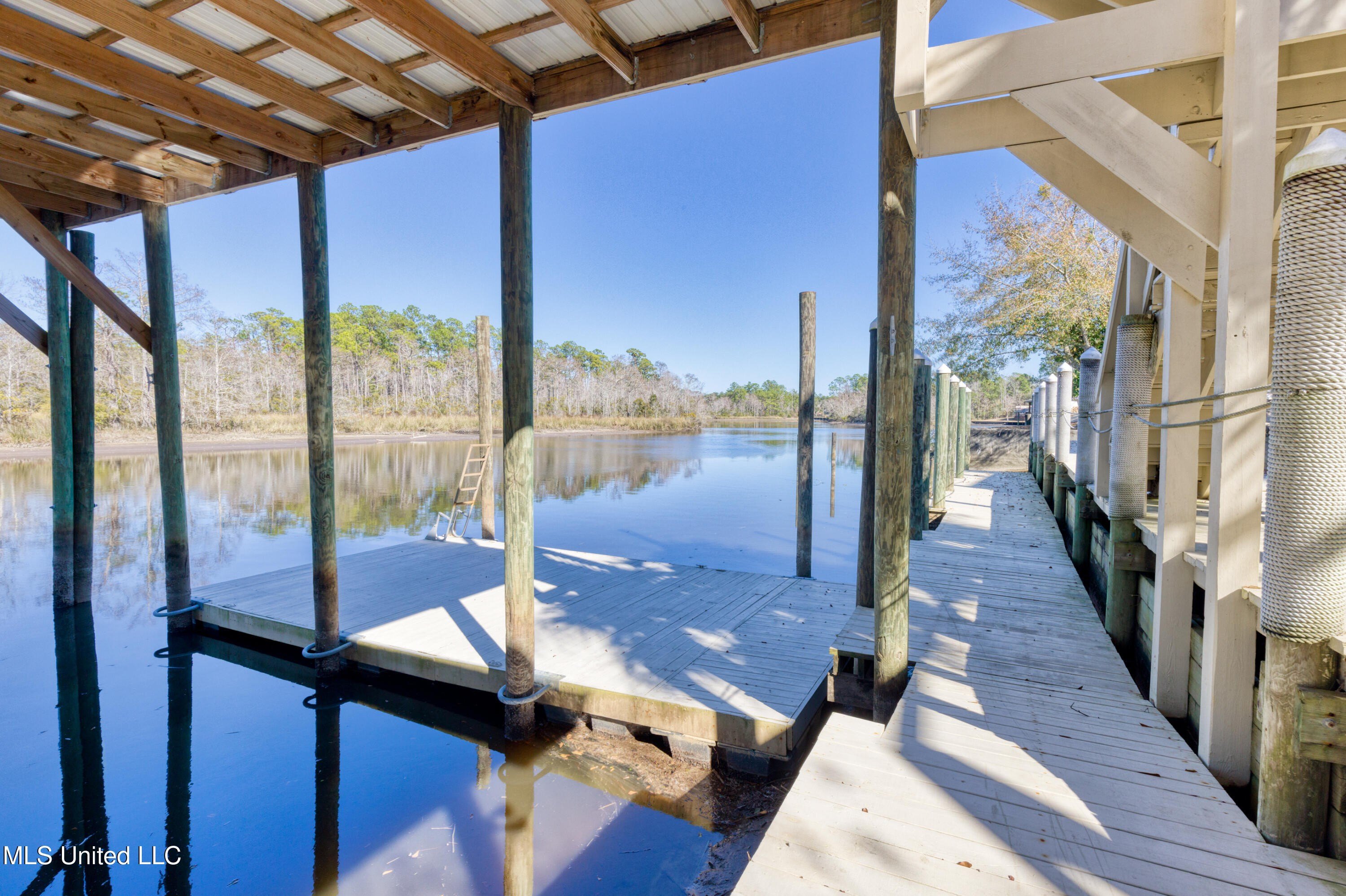 Diamondhead, Mississippi, 39525, United States, 6 Bedrooms Bedrooms, ,6 BathroomsBathrooms,Residential,For Sale,2005178