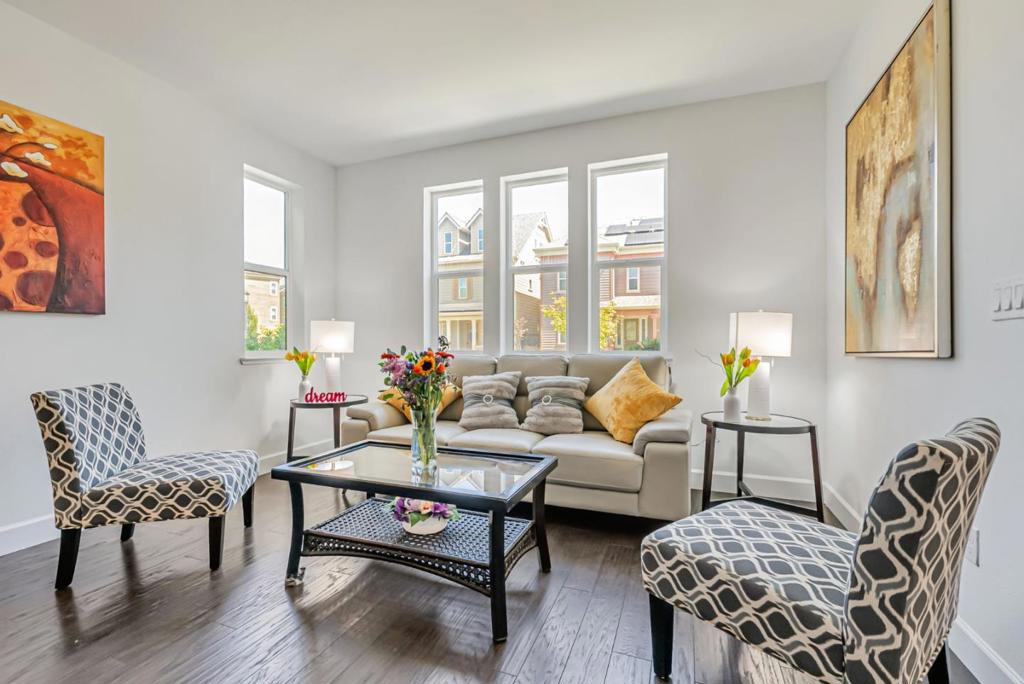 Hercules, California, 94547, United States, 4 Bedrooms Bedrooms, ,3 BathroomsBathrooms,Residential,For Sale,1978520