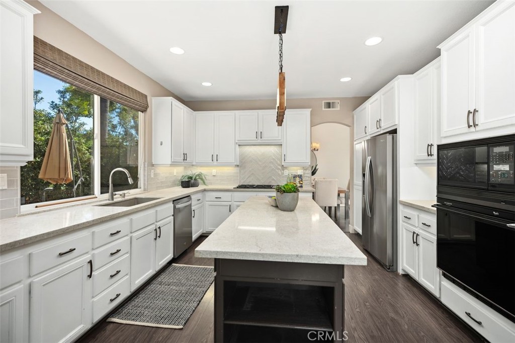 Rancho Santa Margarita, California, 92679, United States, 4 Bedrooms Bedrooms, ,3 BathroomsBathrooms,Residential,For Sale,1989734