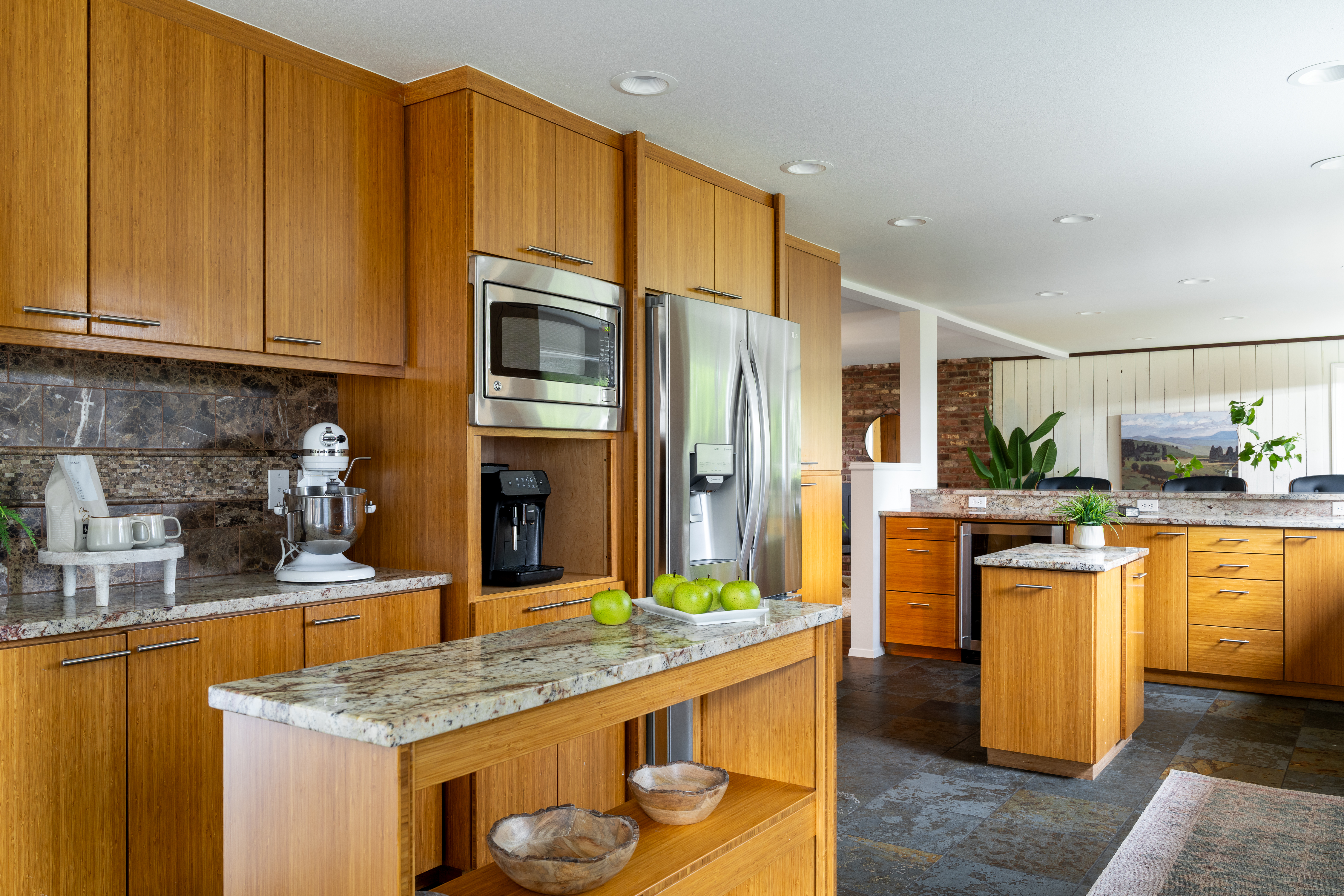  15104 Sunrise Dr NE, Bainbridge Island, WA 98110 - 物件實景