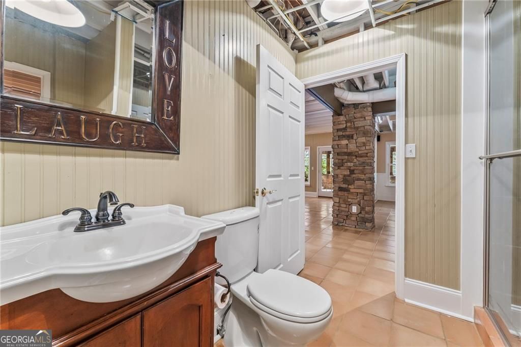 Mableton, Georgia, 30126, United States, 3 Bedrooms Bedrooms, ,4 BathroomsBathrooms,Residential,For Sale,1922554