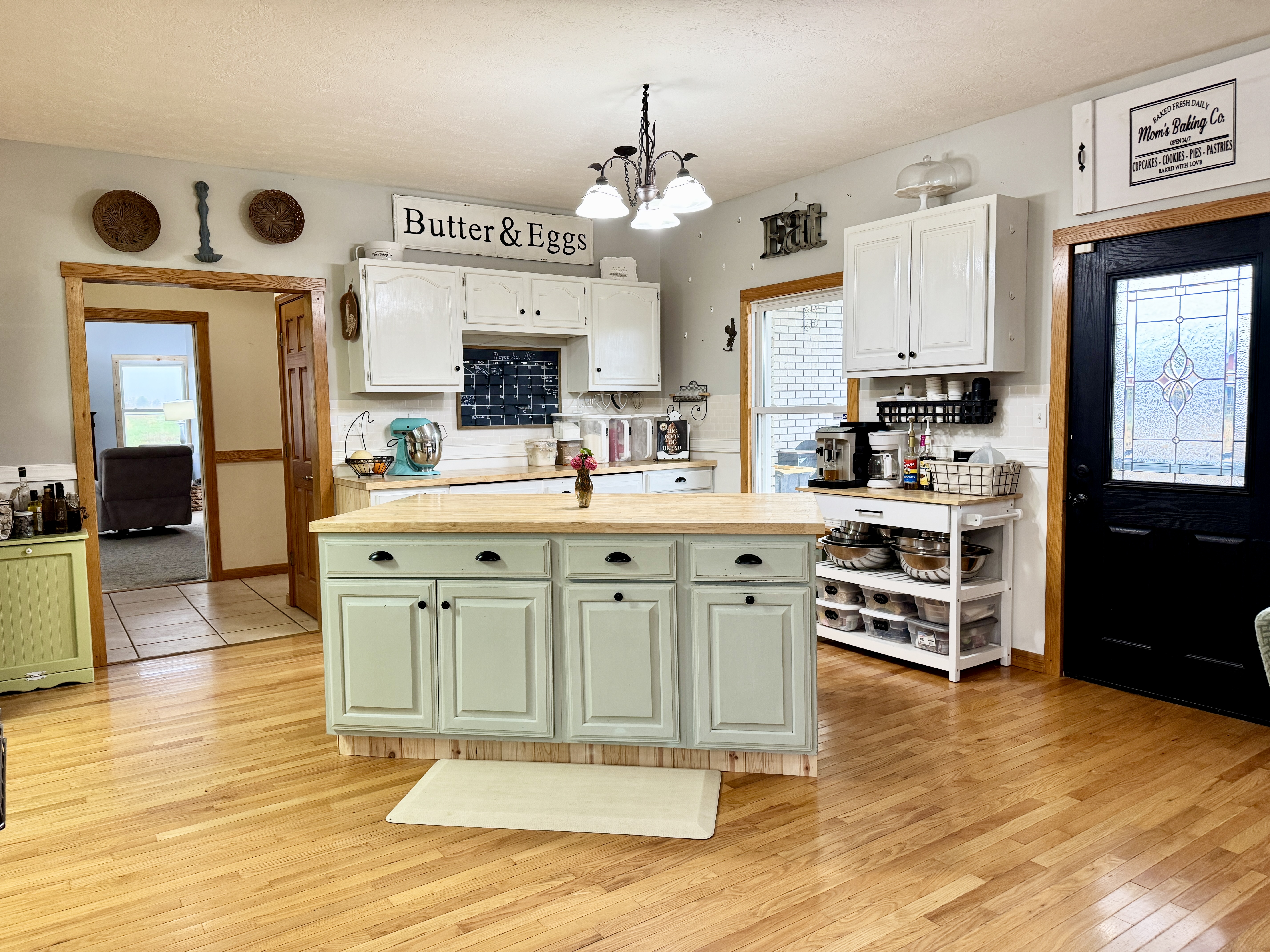 Hillsboro, Kentucky, 41049, United States, 3 Bedrooms Bedrooms, ,3 BathroomsBathrooms,Residential,For Sale,1984101