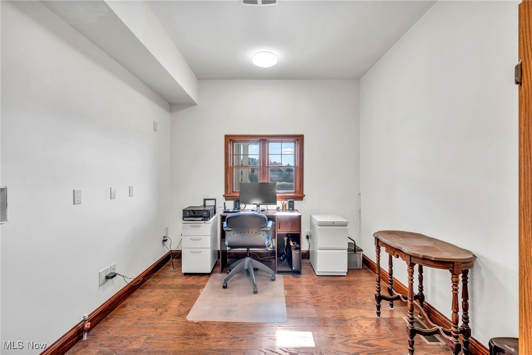 Lagrange, Ohio, 44050, United States, 3 Bedrooms Bedrooms, ,4 BathroomsBathrooms,Residential,For Sale,1795414