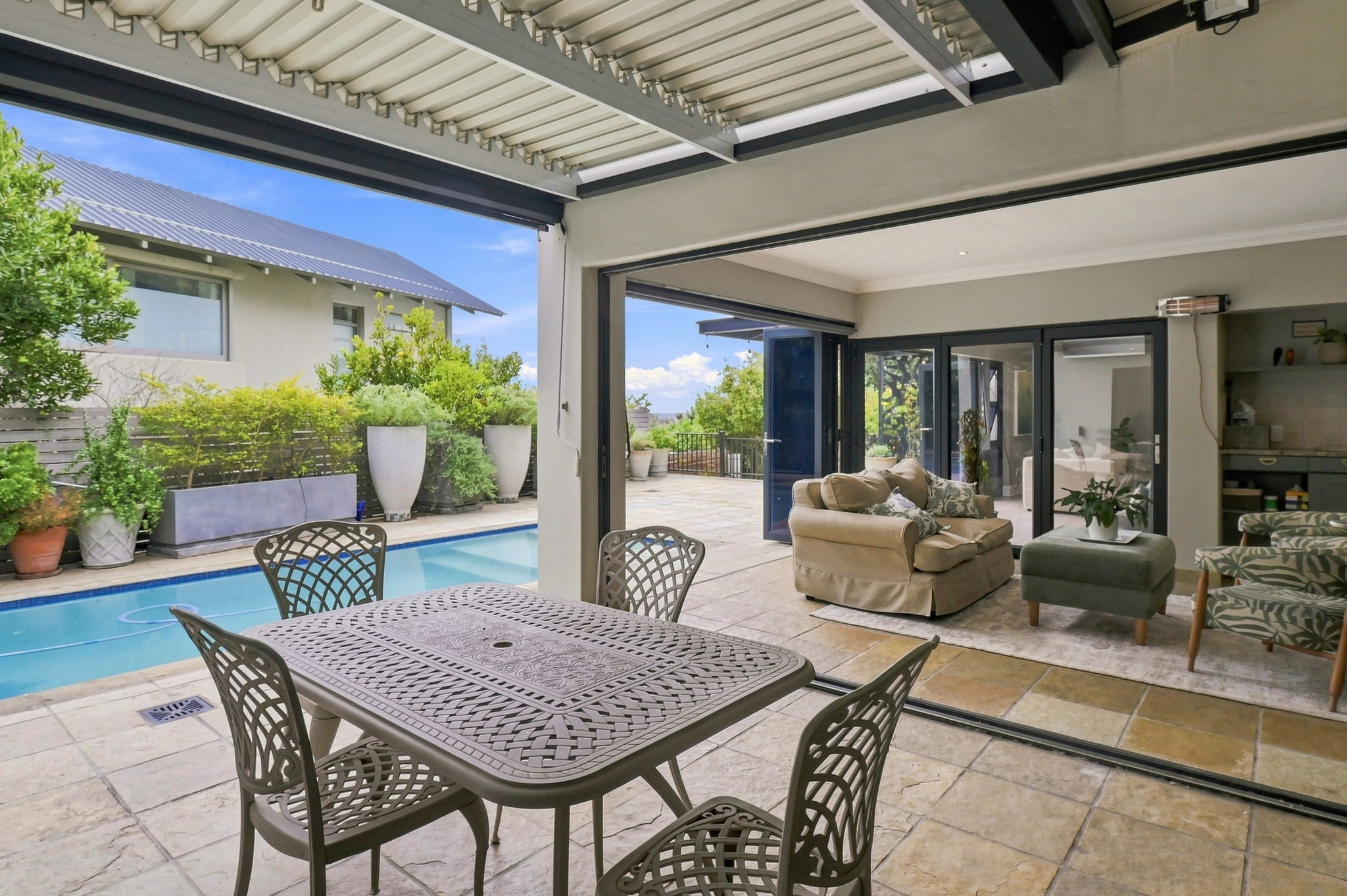  Space to Live. Room to Grow. A Lifestyle to Love in Stonehurst Mountain Estate - 物件實景