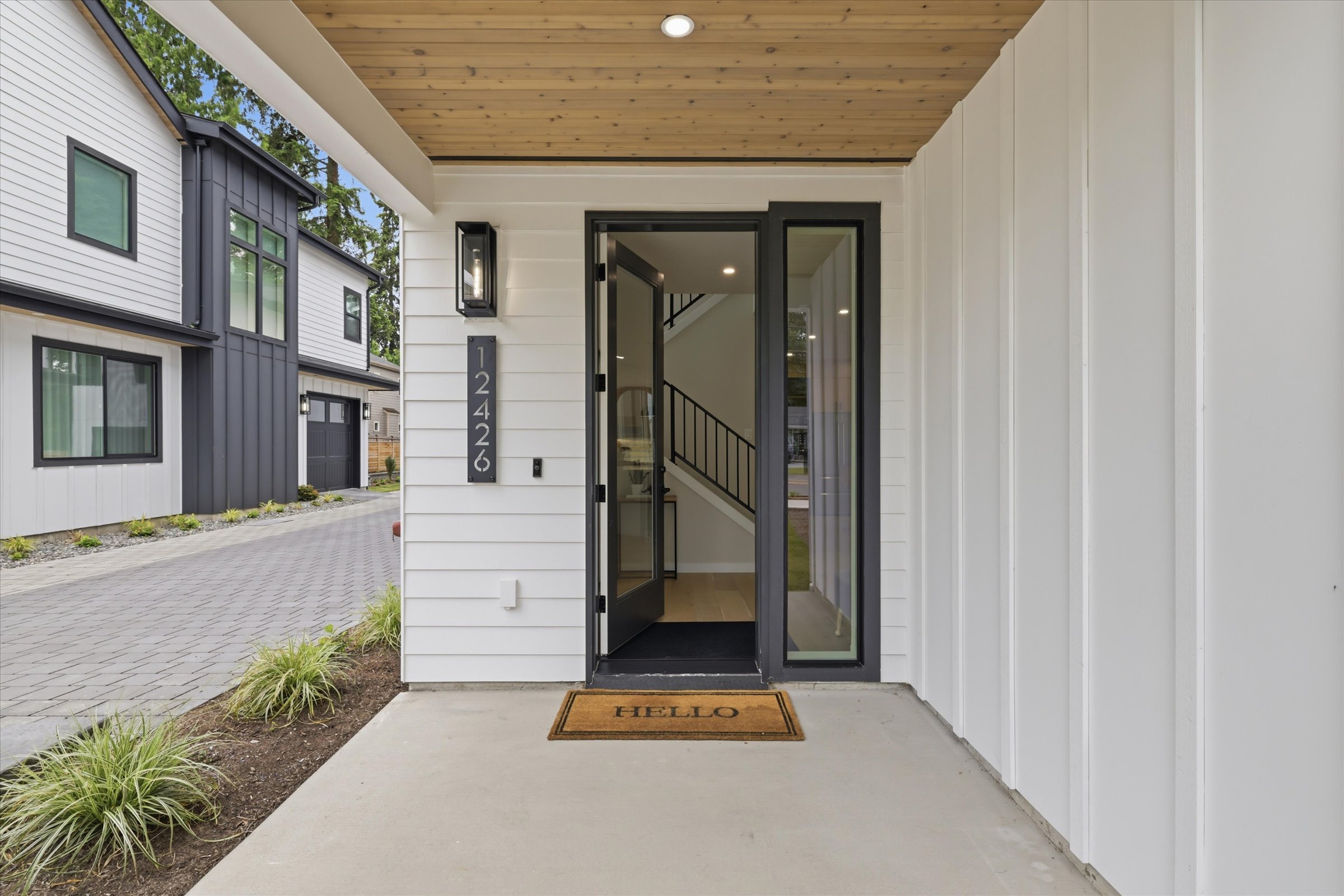 12426 NE 90th St, Kirkland, WA 98033 - 物件實景
