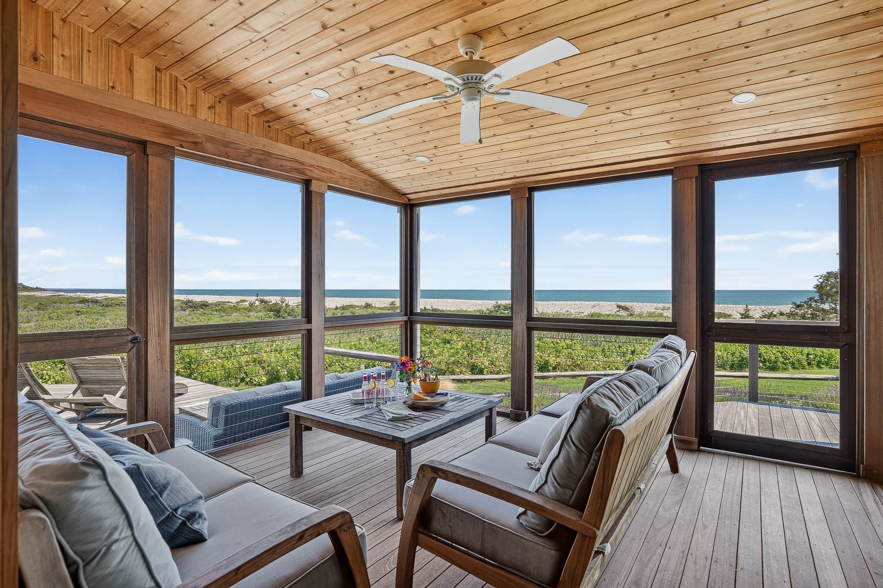  Sweeping Views of the Atlantic Ocean and Stonewall Pond - 物件實景
