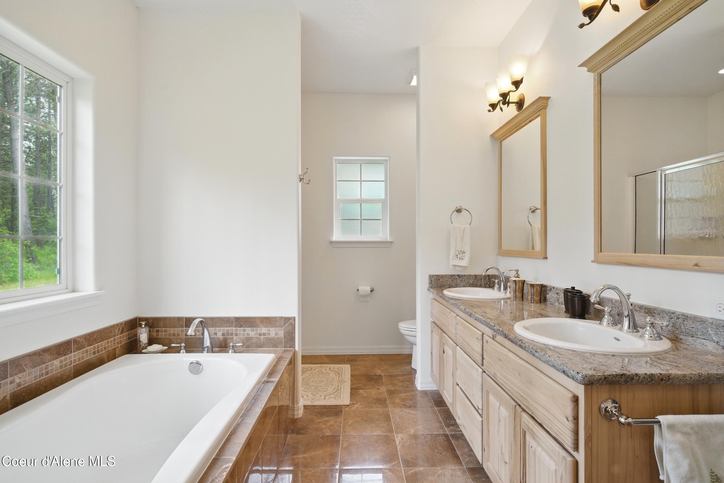 Athol, Idaho, 83801, United States, 6 Bedrooms Bedrooms, ,6 BathroomsBathrooms,Residential,For Sale,1975290