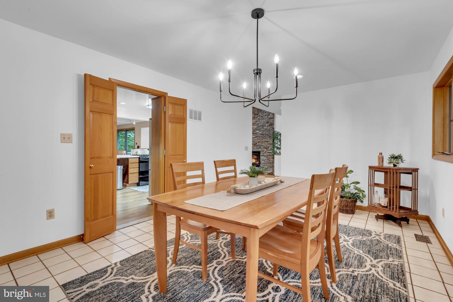 Annapolis, Maryland, 21409, United States, 4 Bedrooms Bedrooms, ,5 BathroomsBathrooms,Residential,For Sale,1947089